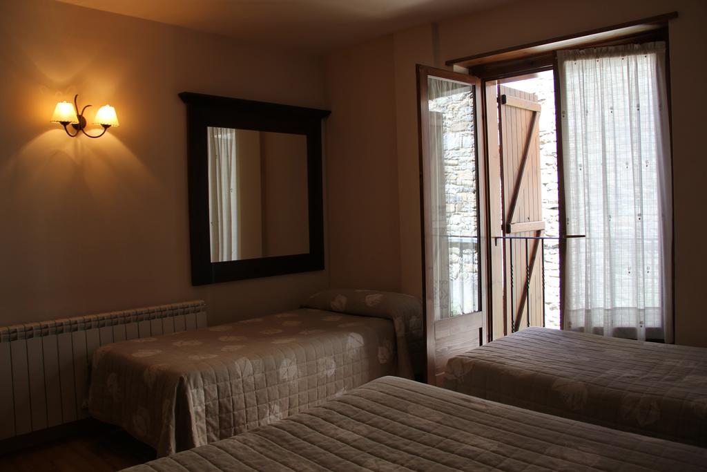 Hotel Rantiner Taull Exterior photo